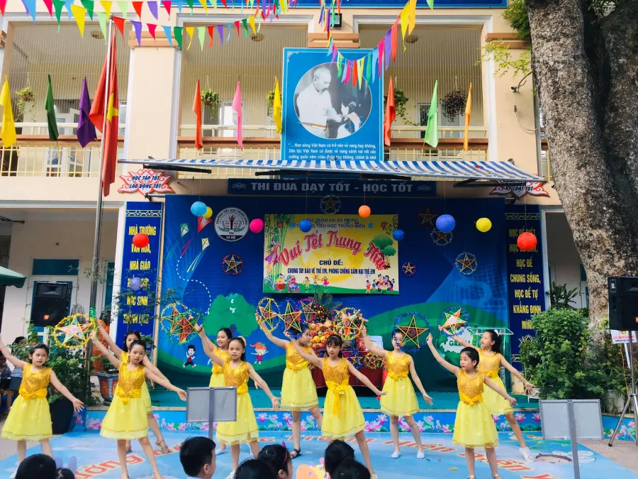 Trường Tiểu học Trung Hiền