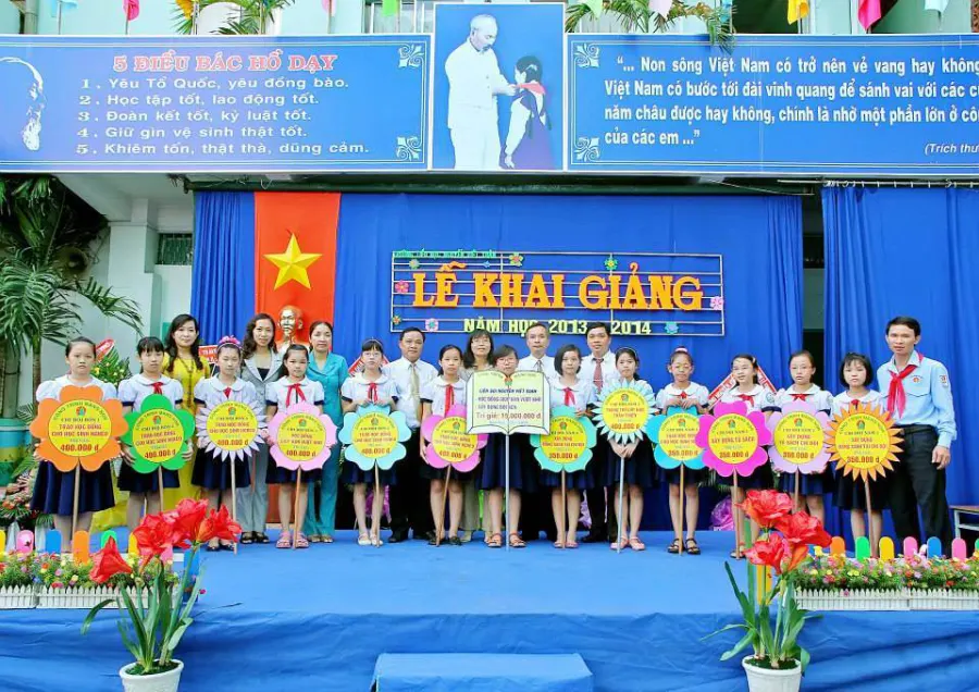 Trường Tiểu học Nguyễn Viết Xuân