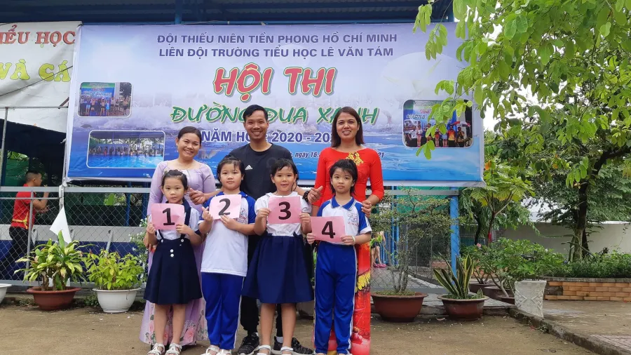Trường Tiểu học Lê Văn Tám