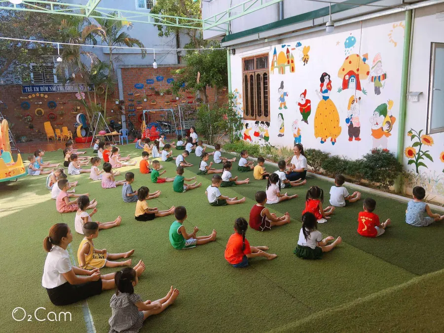 Trường mầm non Hoa Mai
