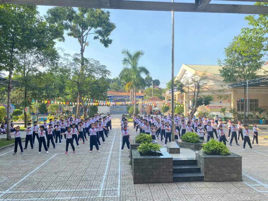 Trường Tiểu Học Phú Lợi