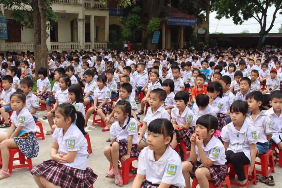 Trường Tiểu học Tân Hồng