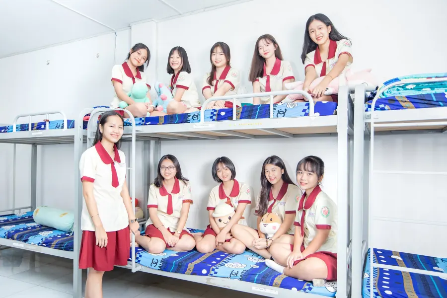 Trường Tiểu Học Nội Trú Hoa Sen