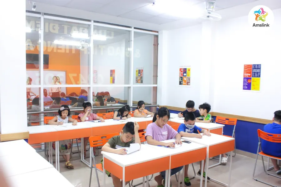 Trung tâm Tiếng Anh Amslink Láng Hạ