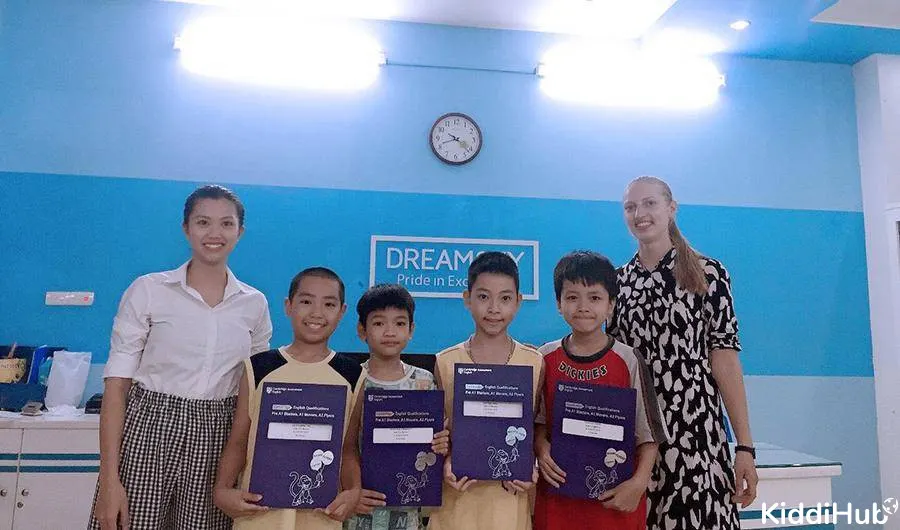Dream Sky English - Hệ thống Anh ngữ Quốc tế