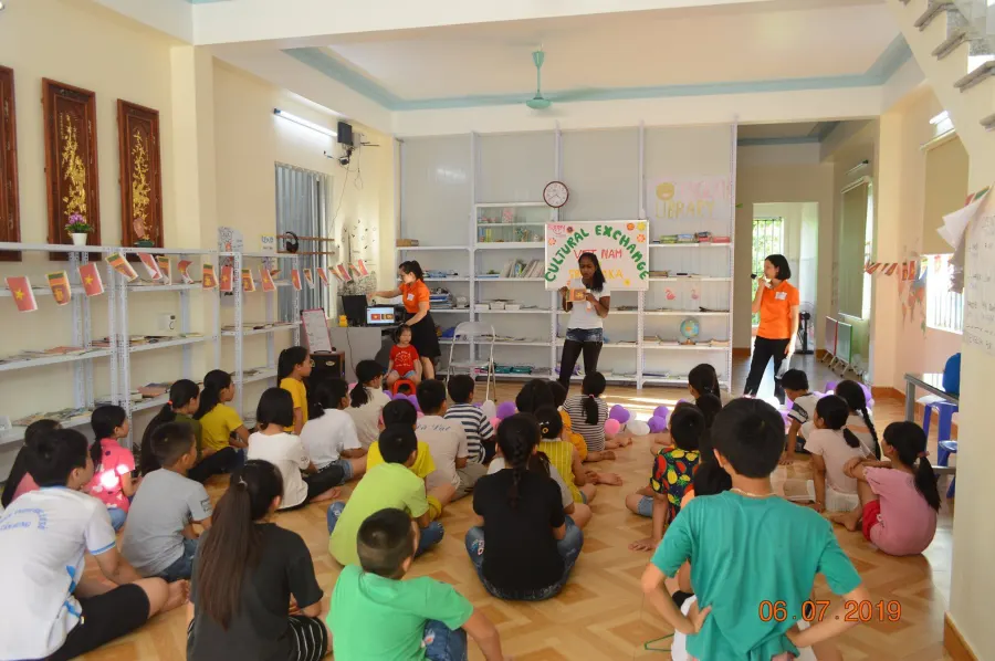 Happy English Club - Cẩm Hưng