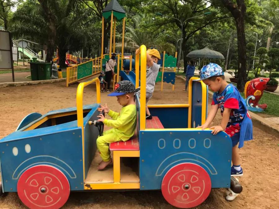 Trường mầm non Montessori Sóc Nhỏ