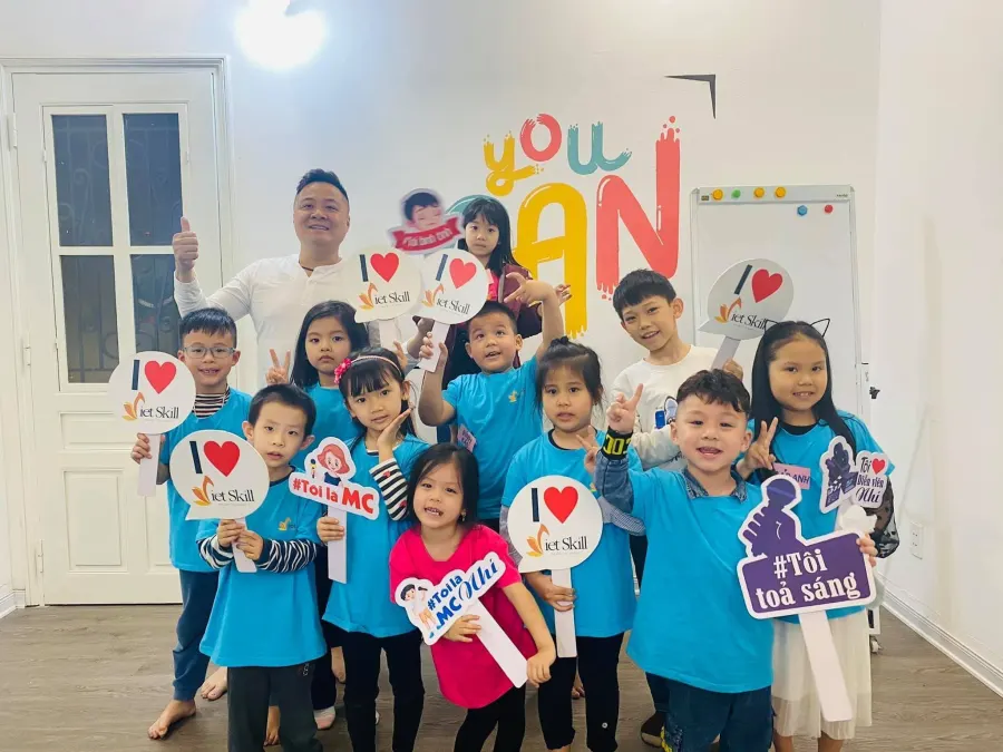 Đào tạo MC chuyên nghiệp, MC nhí Vietskill