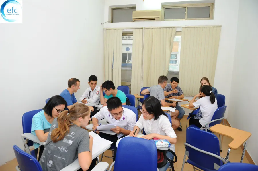 Trung tâm tiếng Anh EFC