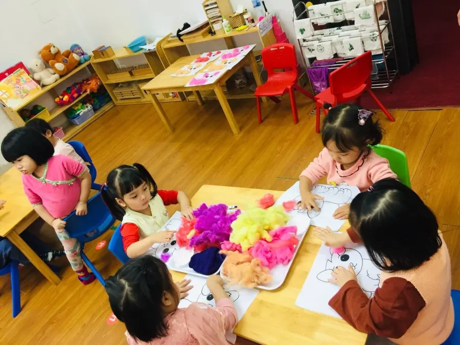 Trường mầm non quốc tế Việt Anh Montessori (cơ sở 2 và 3)