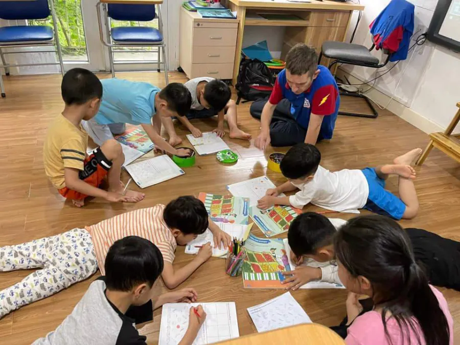MEC - Trung Tâm Anh Ngữ và Nghệ Thuật