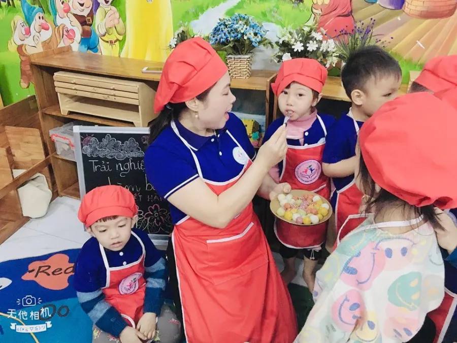 Trường Mầm Non Họa Mi ( Hoa Mi Montessori Preschool )