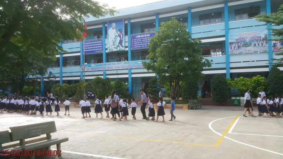 Trường Tiểu Học Võ Thị Sáu