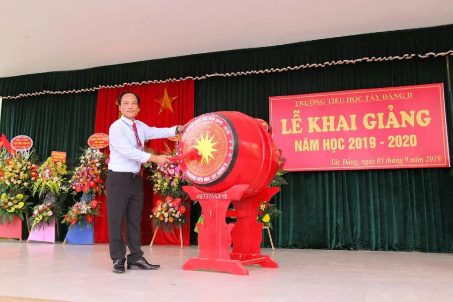 Trường Tiểu Học Tây Đằng B