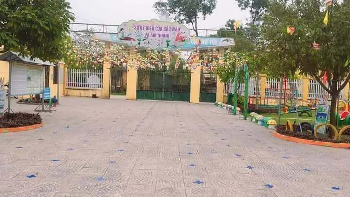 Trường Mầm Non Hồng Đức