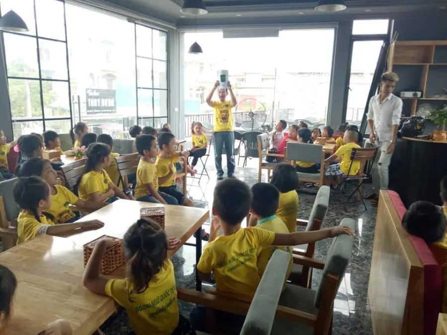 Ngoại Ngữ Quốc Tế Royal Edu Hòa Mạc