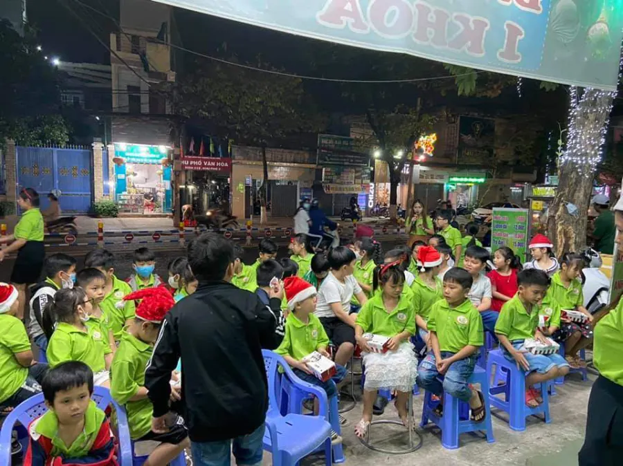 Trung Tâm Ngoại Ngữ Đông Dương