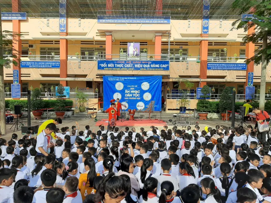 Trường Tiểu Học Bình Chuẩn