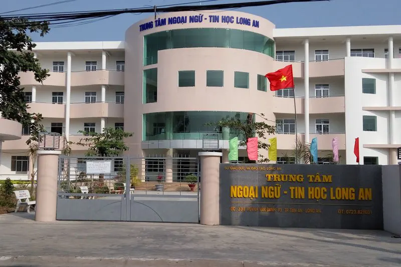 Trung Tâm Ngoại Ngữ-Tin Học Long An