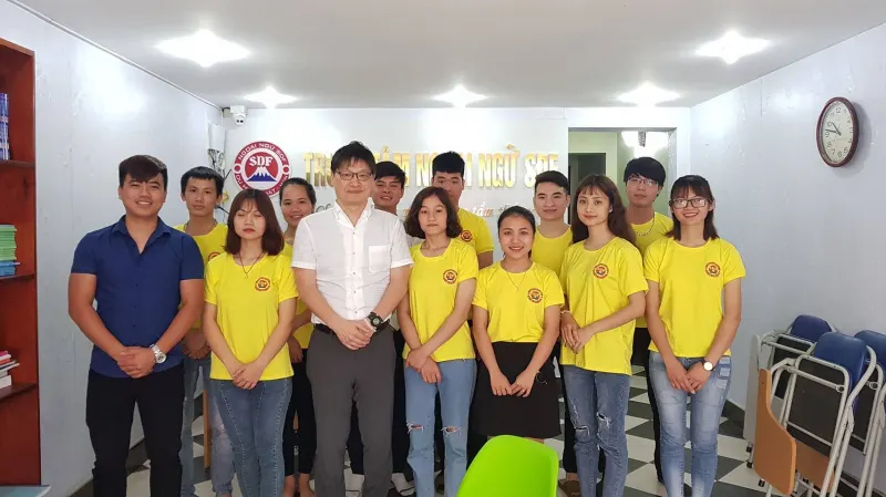 Trung Tâm Ngoại Ngữ SDF