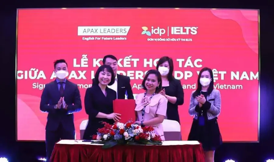 APAX LEADERS