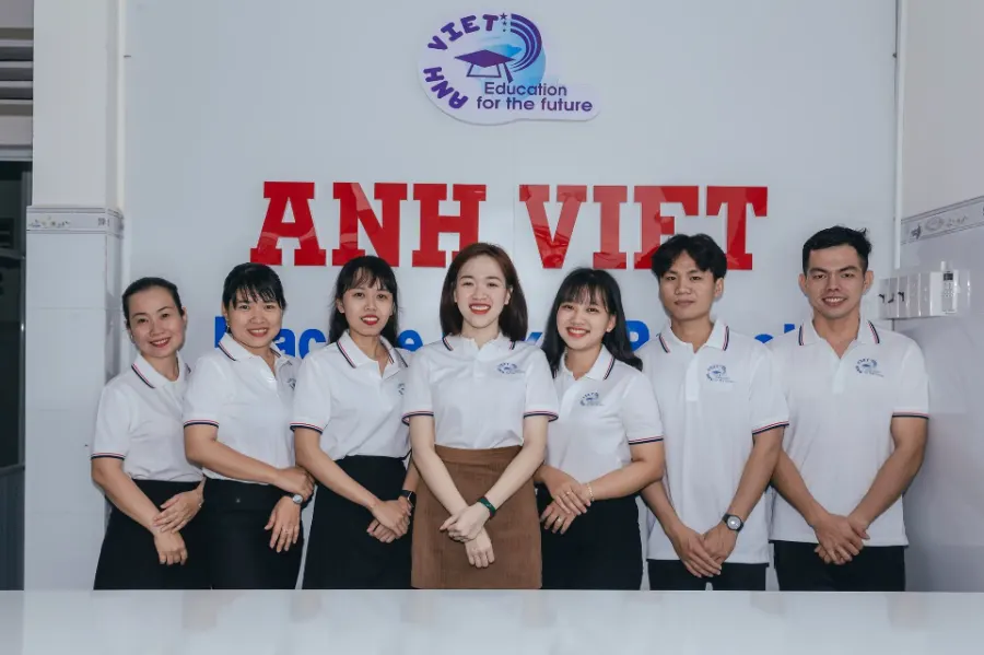 Trung Tâm Ngoại Ngữ - Tin Học Anh Việt