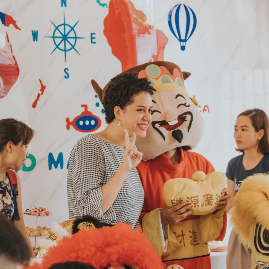 Trung Tâm Tiếng Anh CES