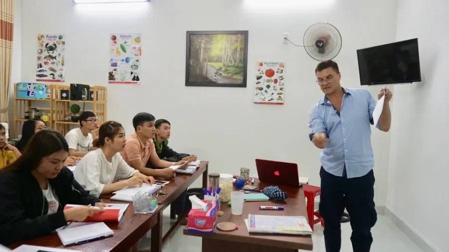 Trung Tâm Tiếng Anh English Matters