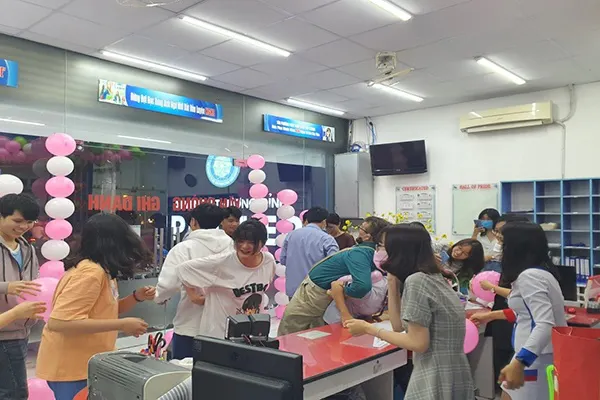 Trung Tâm Anh Ngữ Giao Tiếp Quốc Tế ISC Leecam