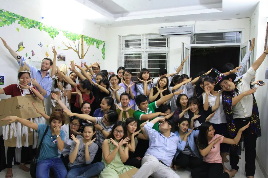 Trung Tâm Anh Ngữ REF (REF English Center)