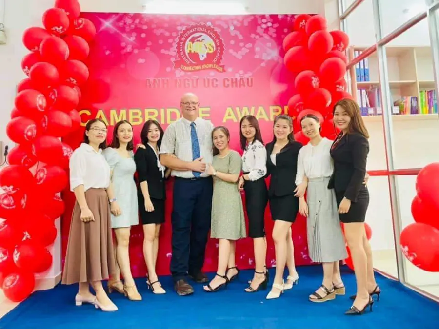 Trường Anh Ngữ Quốc Tế Úc Châu (AIES)