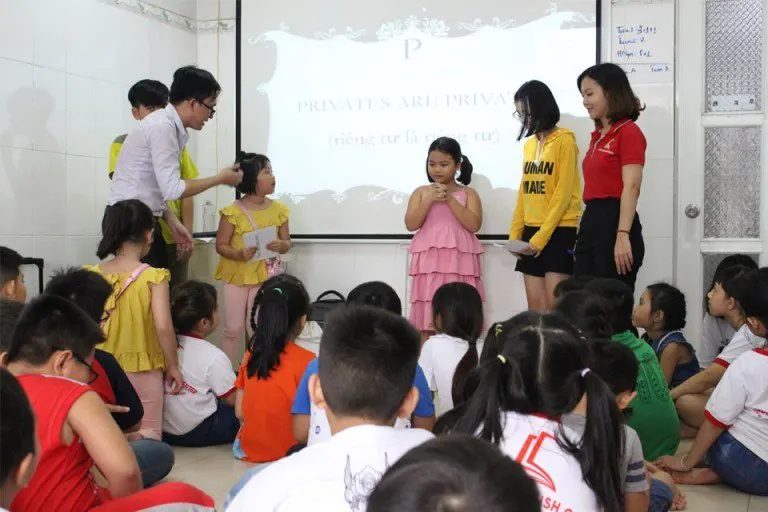 Trung Tâm Anh Ngữ Color English Center