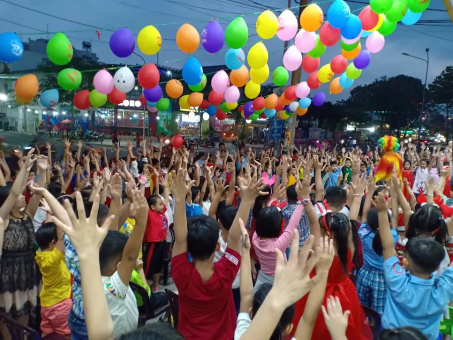 Trung Tâm Ngoại Ngữ Đông Phương Mới