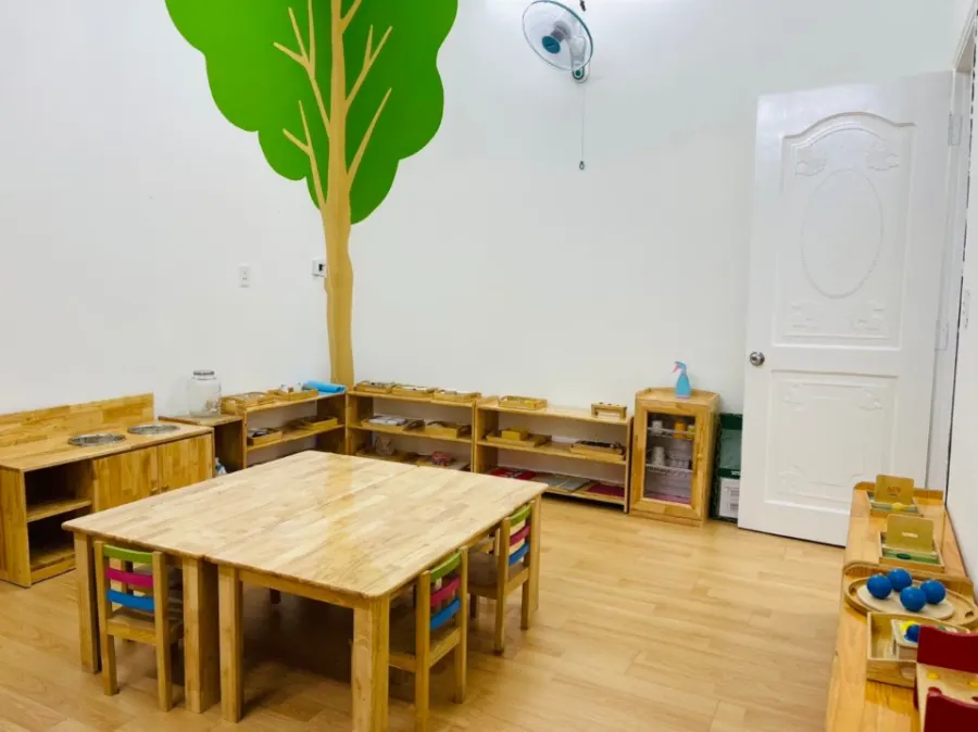 Mầm Non Song Ngữ Montessori Kaykon