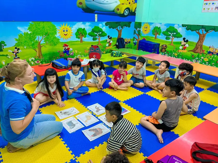 Trung Tâm Anh Ngữ Âu Việt