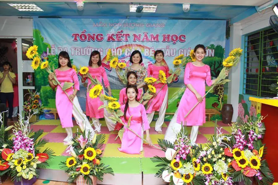 Trường mầm non Hương Giang