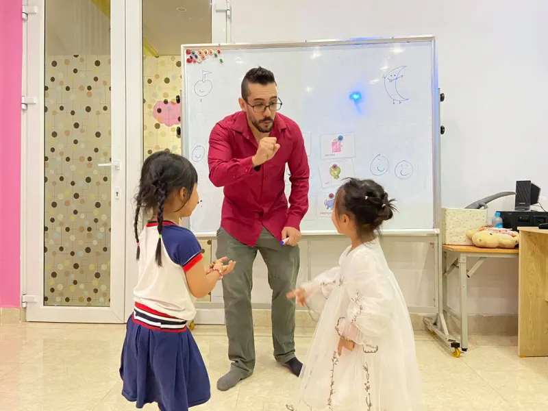 Trung Tâm Anh Ngữ Bao Loc International Language Center