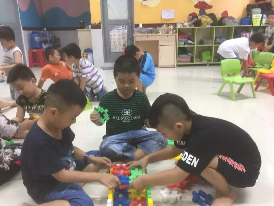 Trung Tâm Ngoại Ngữ Việt Mỹ Úc (VAAC)