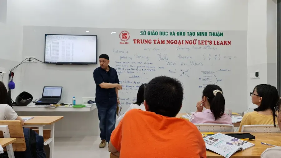 Trung Tâm Anh Ngữ Let's Learn