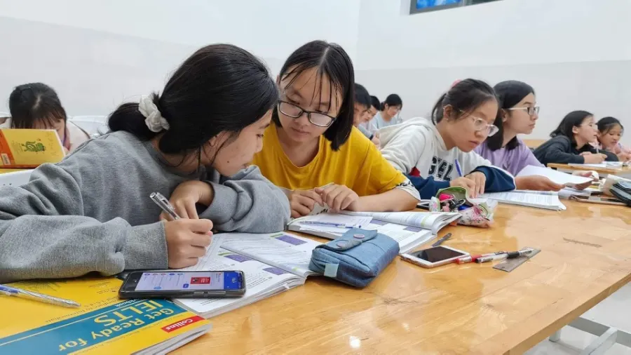 Trung Tâm Anh Ngữ Let's Learn