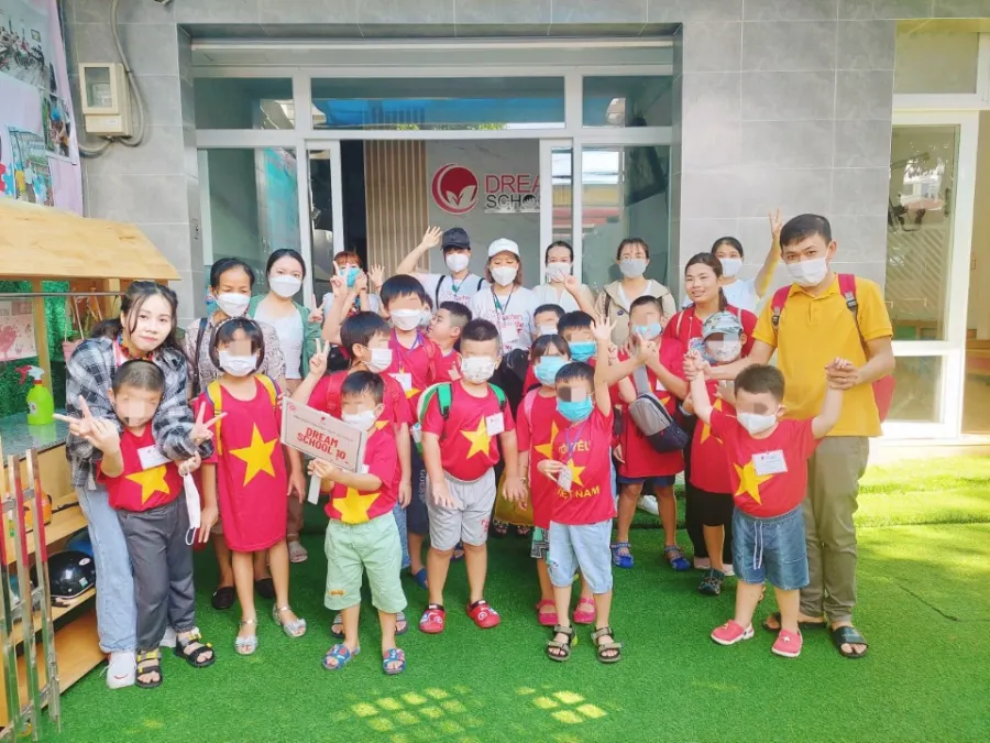 Trường Chuyên Biệt Ước Mơ
