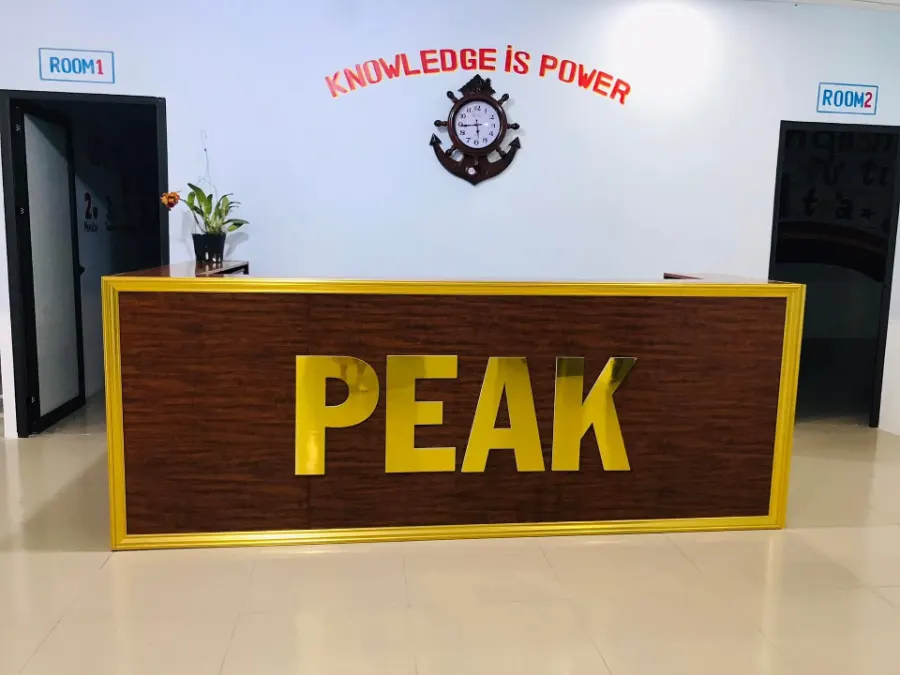 Trung Tâm Ngoại Ngữ PEAK