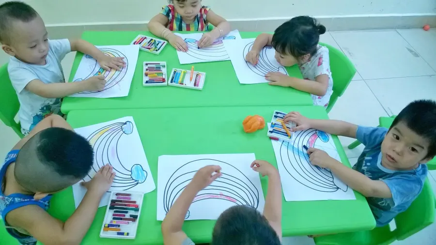 Trường mầm non Hoàng Gia