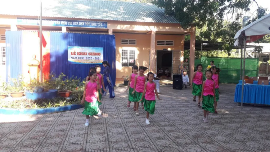 Trường Tiểu Học Định Thành