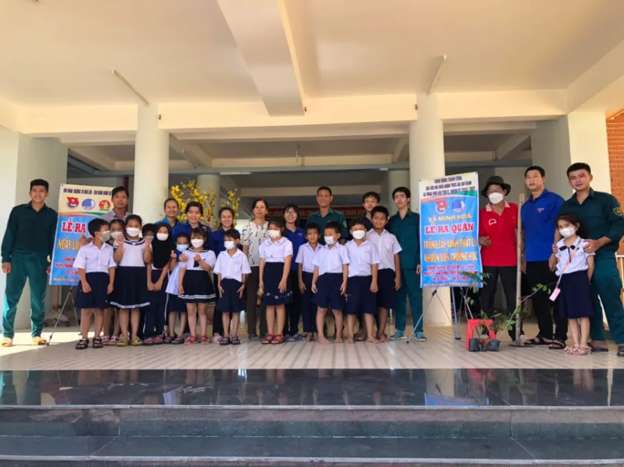 Trường Tiểu Học Hoà Lộc
