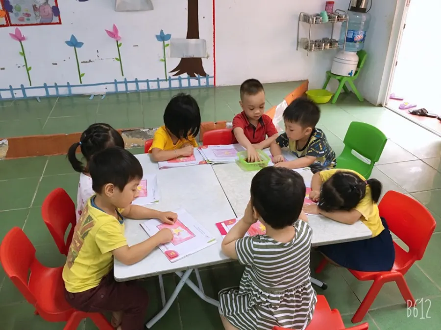 Trường Mầm non Tư thục Lômônôxốp