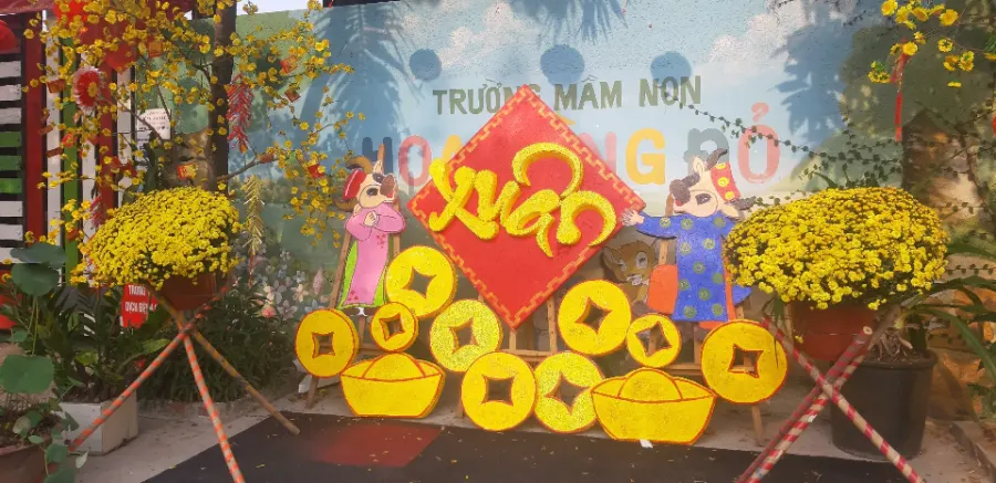 Trường Mầm Non Hoa Hồng Đỏ