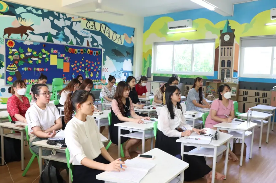 Trường Liên Cấp Lômônôxốp
