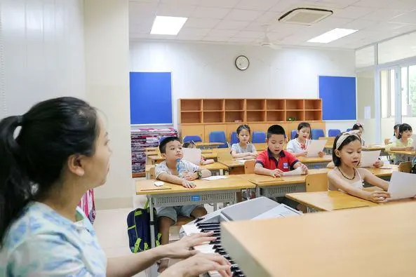 Trường Tiểu học, THCS & THPT Nguyễn Siêu