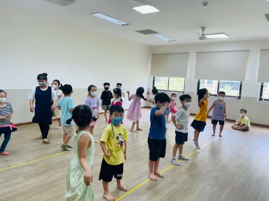 Trung Tâm KIDSTARS - Phạm Văn Đồng